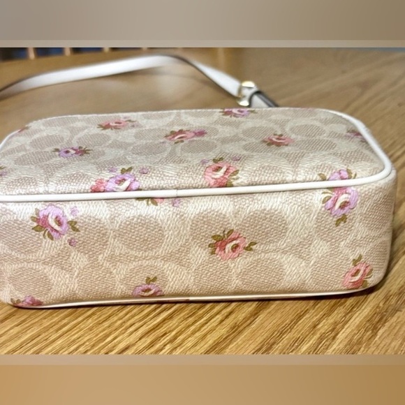 Coach Beige and Pink Floral Crossbody Bag & Wristlet Set - Picture 5 of 16